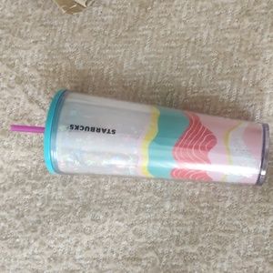 Starbucks 2020 Iridescent Pastel Wave 24 oz Venti Tumbler